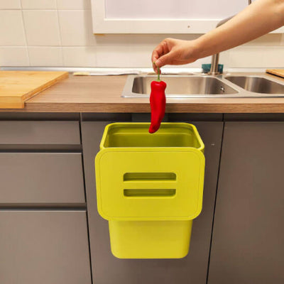 Poubelles Suspendu verte.